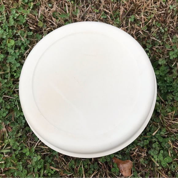 Vintage Tupperware Veg/Fruit/Chips and Dip Set w/Cover --  2 Piece Set - Picture 15 of 15